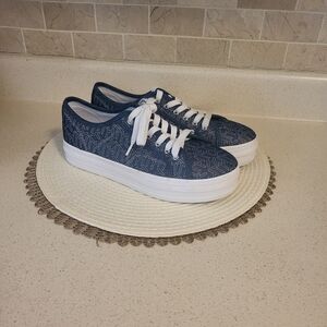 Tommy Hilfiger Alessy Navy and White Platform Sneakers Sz. 9